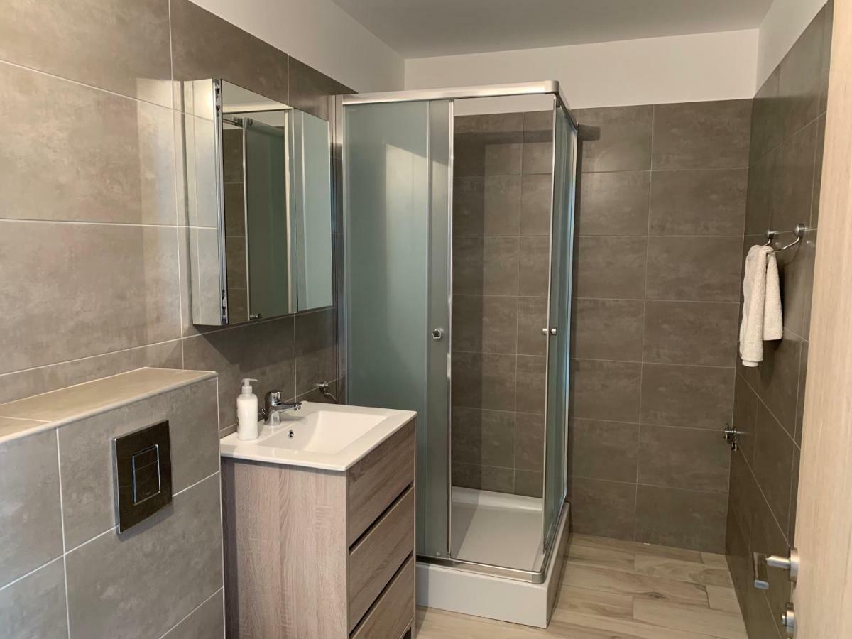 Năvodari Vela Luxury Sea View Apartments - Marina Surf מראה חיצוני תמונה